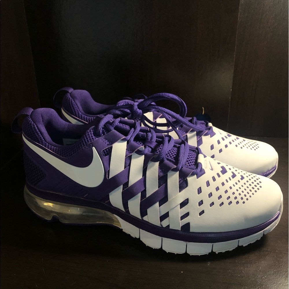 Brand NEW Men’s Nike Sneaker Tennis Shoe Air Max